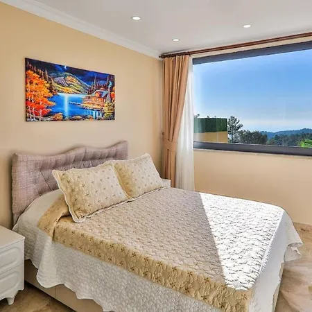 Doga Ihlamur / Kalkan Hotel 4*